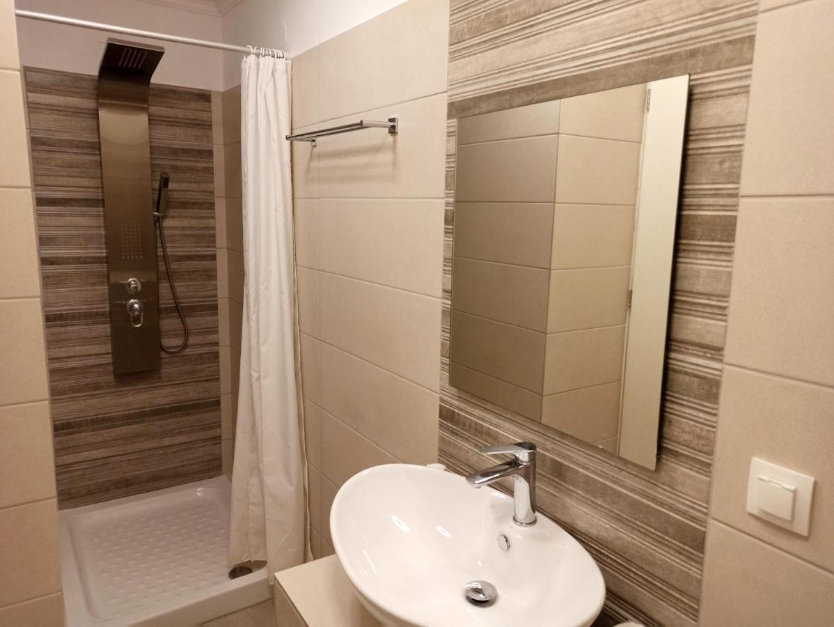 Dolphin Apartments Палеокастрица Экстерьер фото