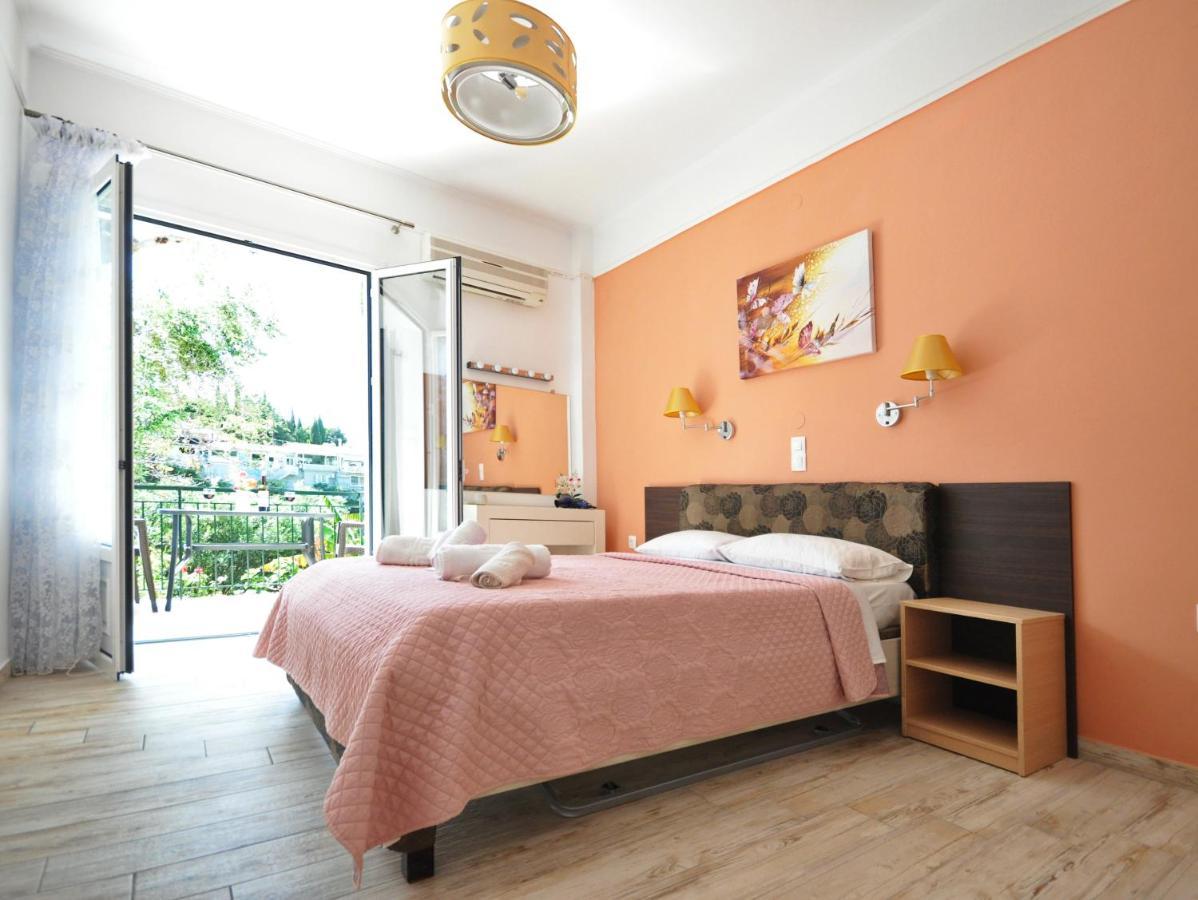 Dolphin Apartments Палеокастрица Экстерьер фото